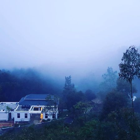 Sherva Stellar Resort Yercaud Esterno foto